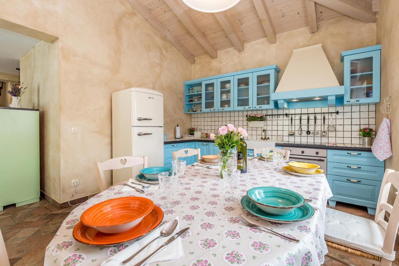 Holiday House Chiara Vrh  外观 照片