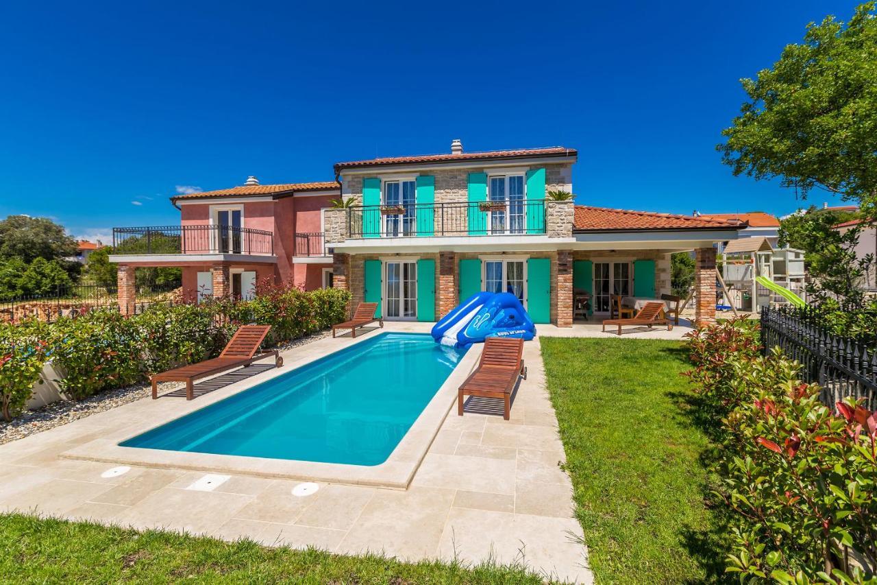 Holiday House Chiara Vrh  外观 照片