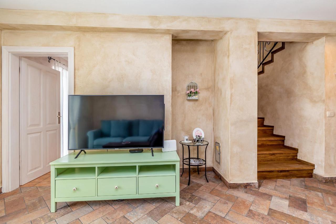 Holiday House Chiara Vrh  外观 照片