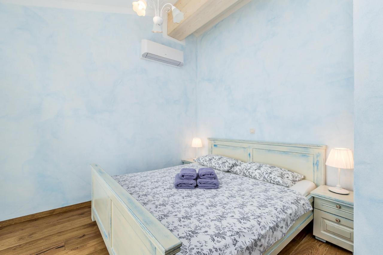Holiday House Chiara Vrh  外观 照片